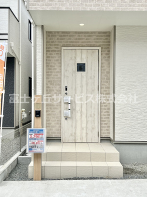 【エントランス】 | 裾野市石脇 D号棟 | エントランスです