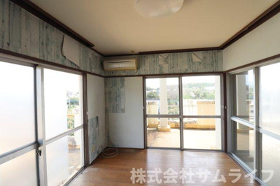 【洋室】 | 伊川別荘