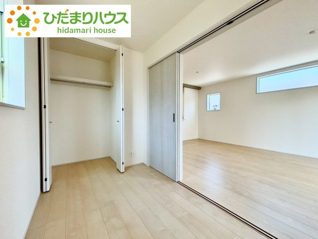 野田市中根2期　新築戸建　1号棟の洋室|リビングと洋室が続き間設計ですので、大空間を演出できます(^O^)							
