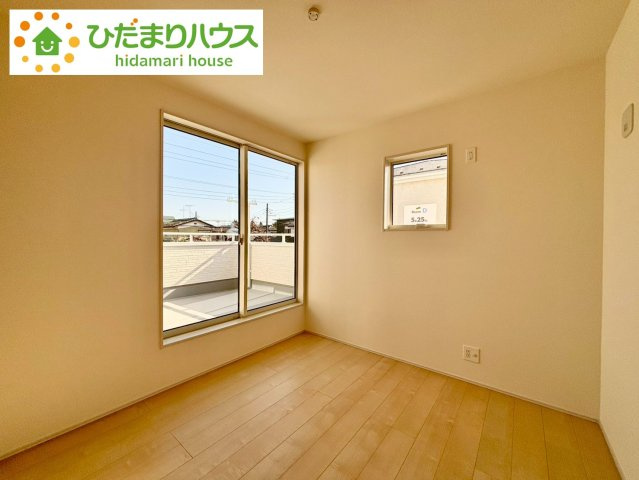 野田市中根2期　新築戸建　1号棟の洋室|バルコニーに面した明るい洋室☆彡				
