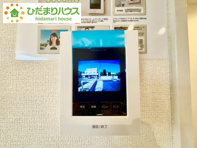 野田市中根2期　新築戸建　1号棟の防犯設備|お子様のお留守番にも安心なTVモニター付きインターホン(^^♪							
