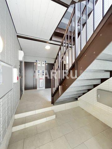 トリシア北巽のロビー