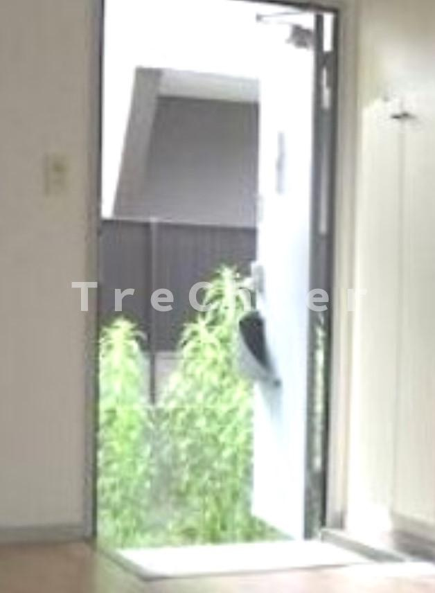 エスタシオンの玄関
