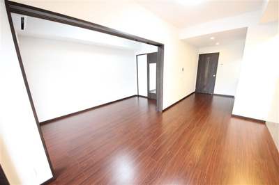 【居間・リビング】 | グランカーサ新大阪SOUTH