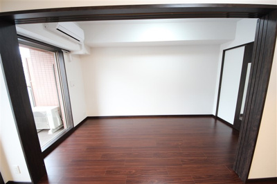 【居間・リビング】 | グランカーサ新大阪SOUTH