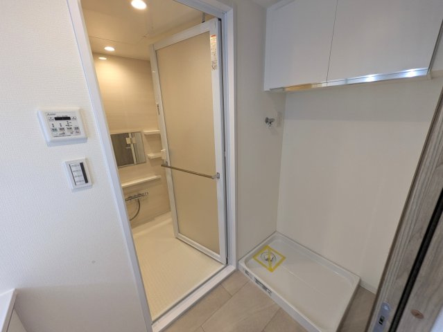 ペットと住まうリノベの【三ツ沢パーク・ホームズ参番館】の脱衣所