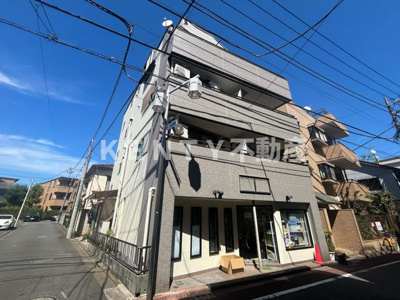 【エントランス】 | グラシアス大森 | 清潔なエントランスです