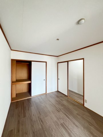 リヴェール郡の内装