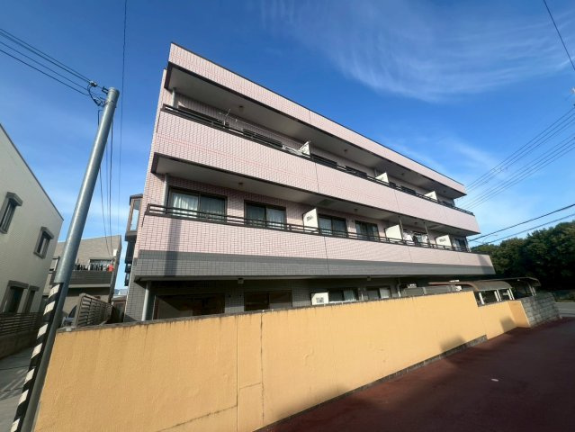 リヴェール郡の外観