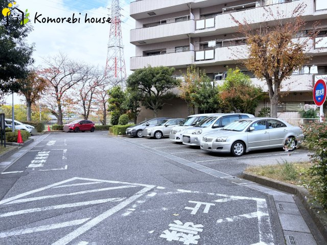 ベルヴィル大宮Aの駐車場|駐車場です