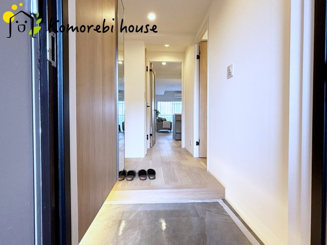 ベルヴィル大宮Aの玄関|外から見た玄関です