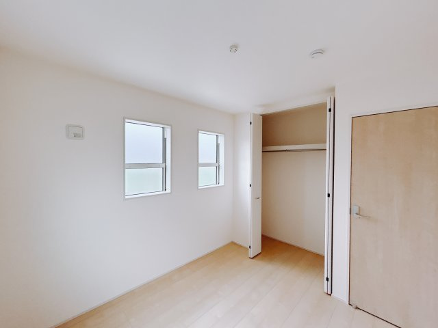 【新築戸建】前橋茂木町第3の洋室|子供部屋のメリットは「自立心を養うことができる」「自分で整理整頓できるようになる」そして、お子様が成長した際には「プライバシーを確保できる」といい事だらけ♪