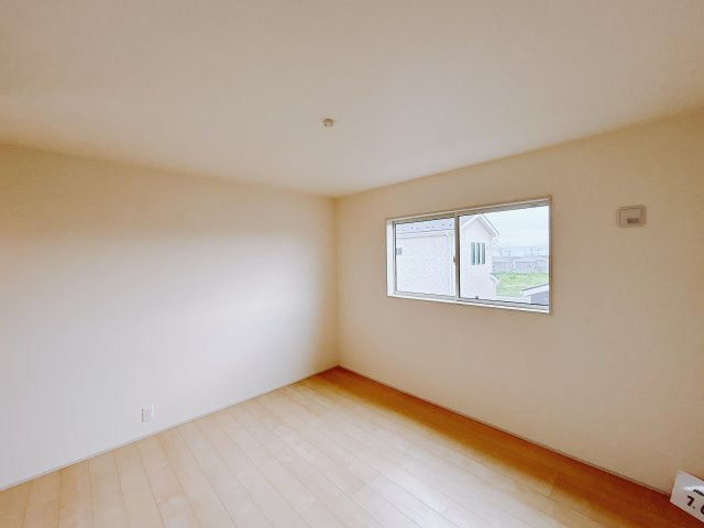 【新築戸建】前橋茂木町第3の洋室|子供部屋のメリットは「自立心を養うことができる」「自分で整理整頓できるようになる」そして、お子様が成長した際には「プライバシーを確保できる」といい事だらけ♪