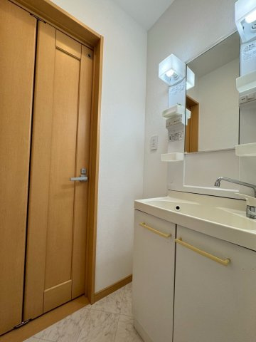 守口市大日町2丁目の独立洗面台