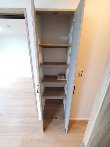 ライオンズヴィアーレ吉川の収納|十分な収納スペースがあります
