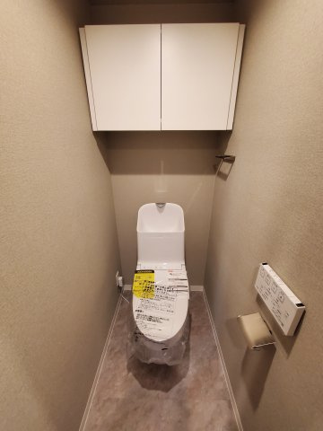 ライオンズヴィアーレ吉川のトイレ|ゆったりとした空間のトイレです