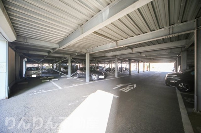 【駐車場】 | 第3みずほビルディング | 駐車場があるので、車を買う予定の方も安心です