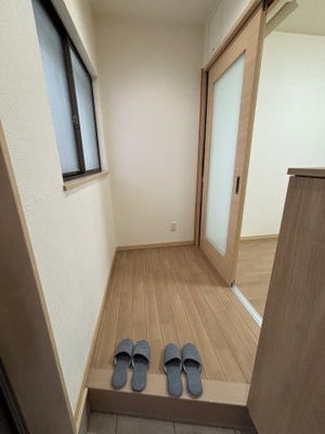 【玄関】 | 寝屋川市堀溝北町貸家