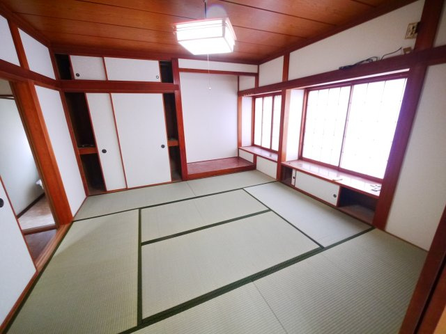 東金市大沼田　中古戸建の和室|内外装リフォーム済み令和8年1月 平成7年4月築 ３DK  裏庭で菜園BBQが可能です。閑静な分譲地
