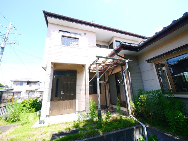 東金市大沼田　中古戸建の外観|内外装リフォーム済み令和8年1月 平成7年4月築 ３DK  裏庭で菜園BBQが可能です。閑静な分譲地
