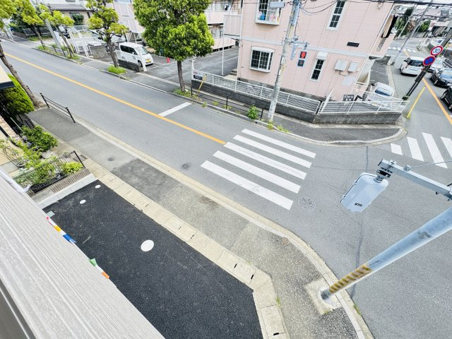 市川市本北方２丁目新築戸建【北方小学校：4分】の展望|バルコニーより道路側眺望