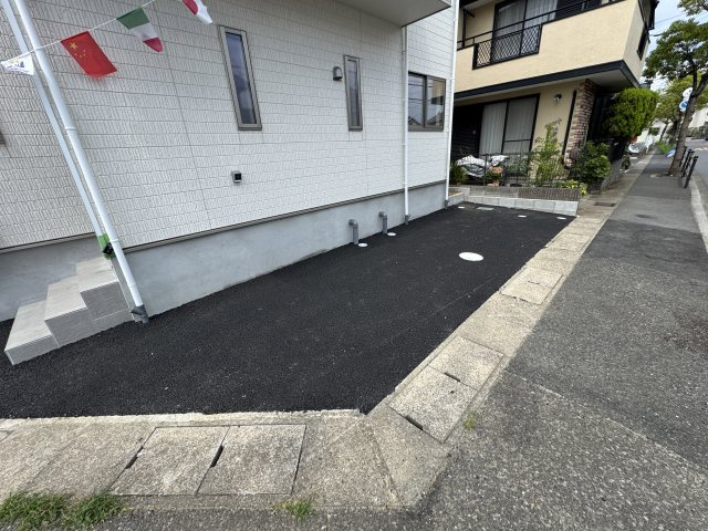 市川市本北方２丁目新築戸建【北方小学校：4分】の駐車場|駐車スペース完備