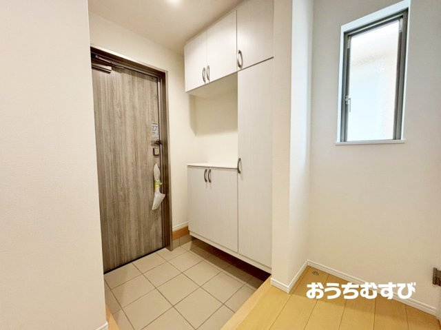 春日井市東神明町（全1棟）の玄関