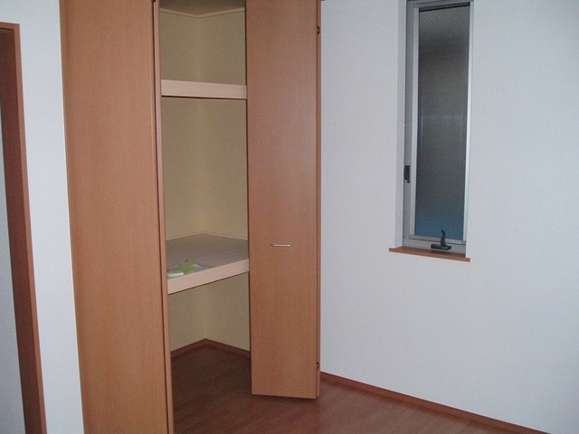 コンフォートハウスの収納|天井まで高さのある収納