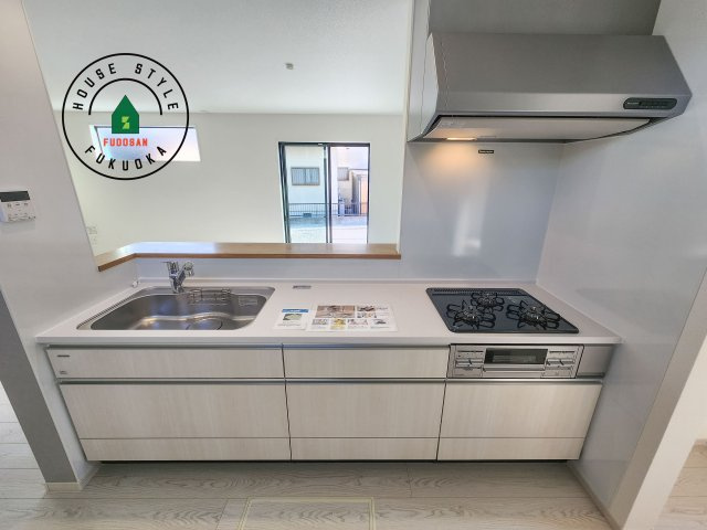 福岡市西区太郎丸2丁目第2-1棟（1号棟）のキッチン|キッチン。グリル・食器洗い乾燥機・浄水器も完備。