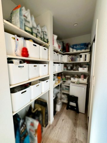 寝屋川市池の瀬町の収納