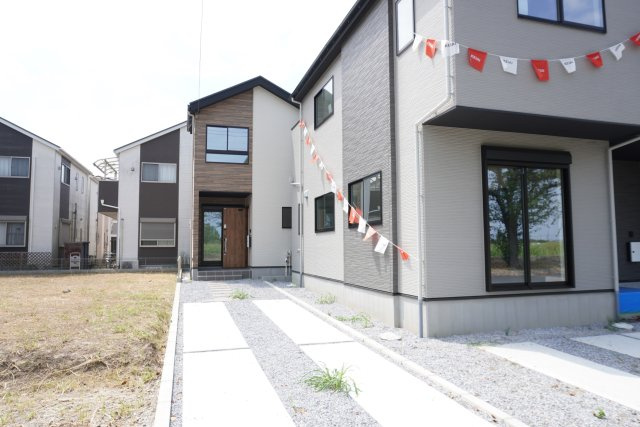越谷市花田4丁目 新築分譲住宅 全2棟 1号棟の外観