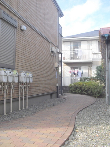 ビレジ中浜のエントランス|エントランス　アプローチ