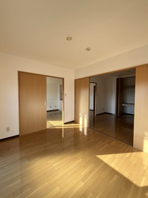 【洋室】 | スカイマンションＣ