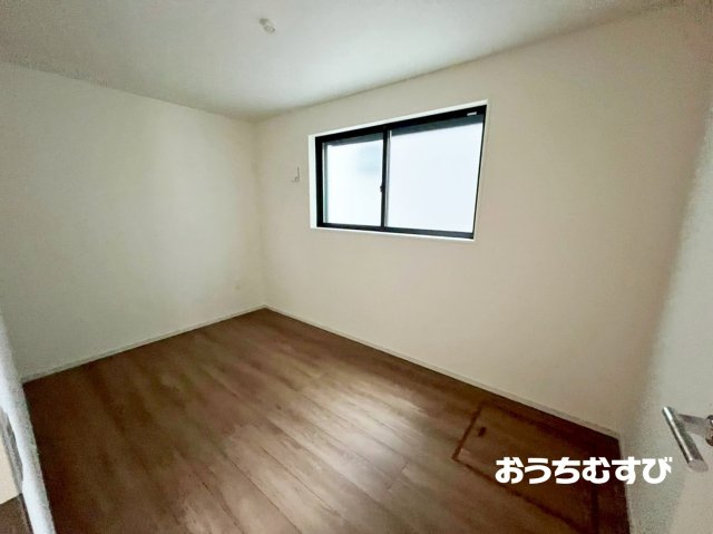 北区柳原1期(全4棟)の洋室