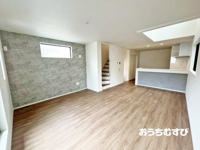 北区柳原1期(全4棟)の居間・リビング