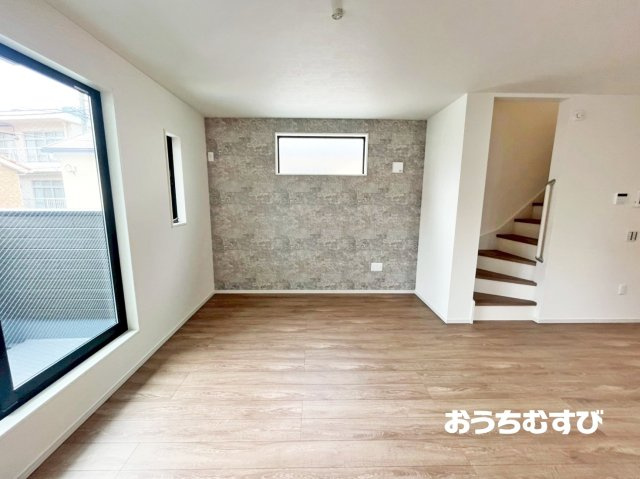 北区柳原1期(全4棟)の居間・リビング