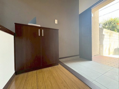 【玄関】 | 豊中市緑丘1丁目貸家