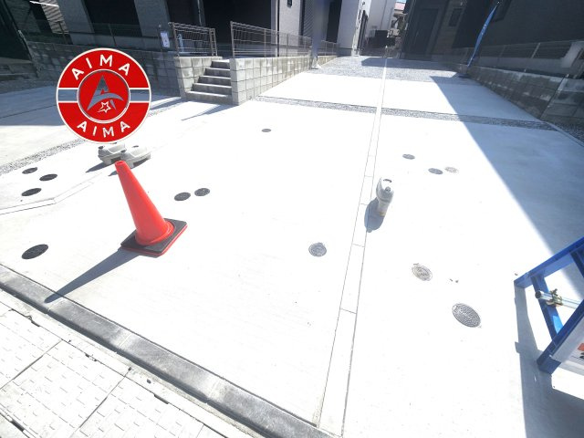 糟屋郡宇美町宇美中央1丁目第3-6棟(2号棟)の駐車場|広々した駐車場になります。3台並列駐車となります。