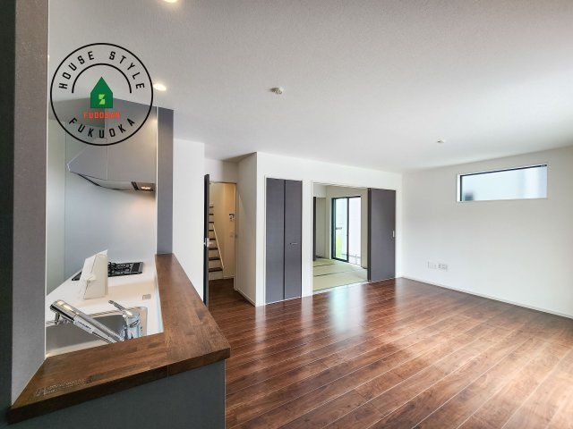 糟屋郡志免町南里2丁目第1-3棟（2号棟）のキッチン|キッチンから立ち込める香りが今日の料理を期待させます。