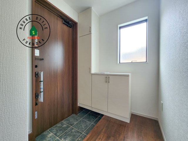 糟屋郡志免町南里2丁目第1-3棟（2号棟）の防犯設備|二重ロックでしっかり防犯対策ができます。