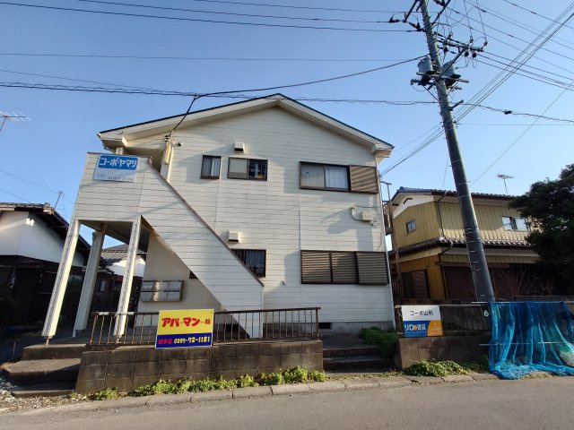 コーポ山利の外観