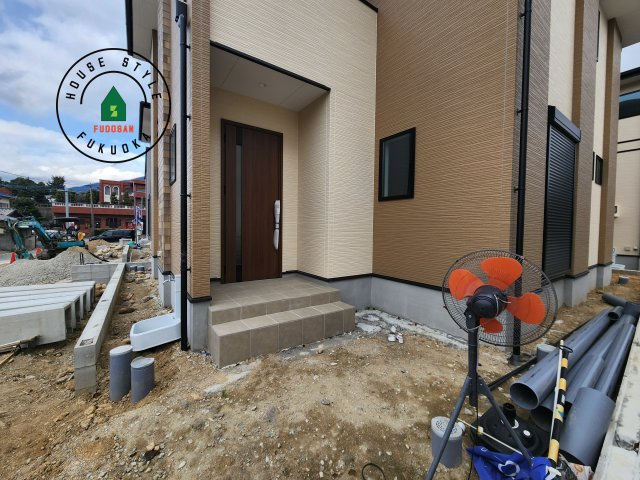 糟屋郡宇美町宇美中央1丁目第3-6棟(5号棟)の玄関|おでかけの時も帰った時も、「我が家」を最初に感じでもらえる素敵な空間に。