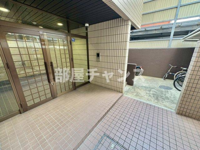 メゾンドール上泉のエントランス