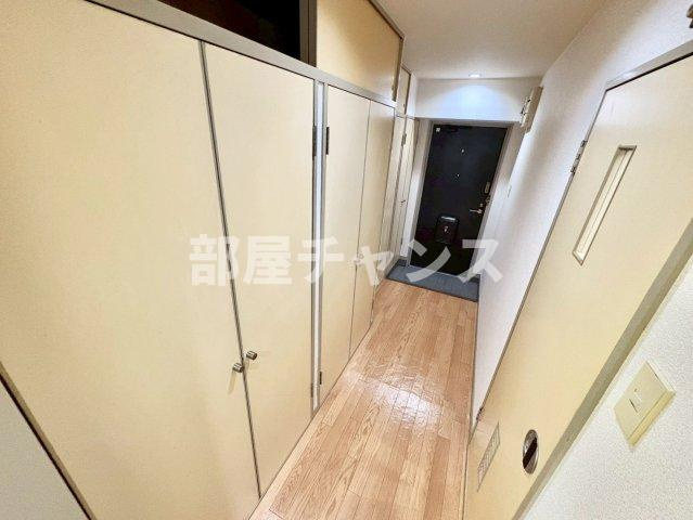 メゾンドール上泉の玄関