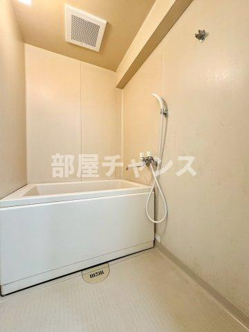 メゾンドール上泉の浴室