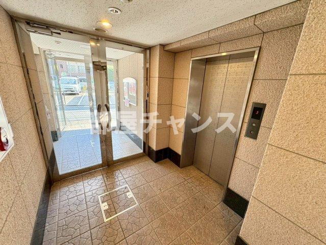 Belle Vivre新栄のロビー