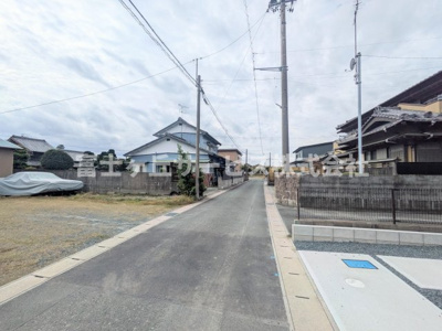 【前面道路含む現地写真】 | 磐田市福田 2期 新築一戸建て 1号棟 | 前面道路です