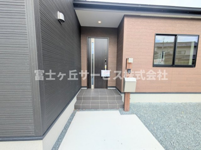 【エントランス】 | 磐田市福田 2期 新築一戸建て 1号棟 | エントランスです