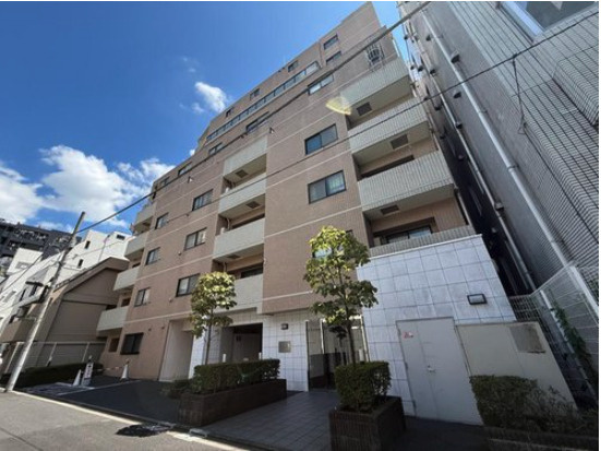 ★仲介手数料半額★デュオ・スカーラ麹町（小規模事務所相談可能）の外観