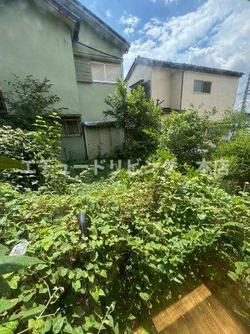 朝霞賃貸戸建の庭